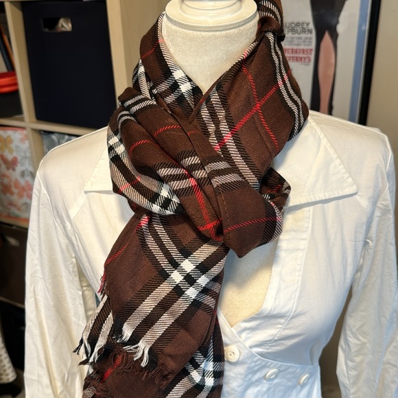Burberry London Brown Tartan Check Print Scarf - Picture 7 of 7